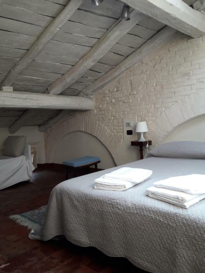 I Tre Camini Apartment Bologna Bagian luar foto